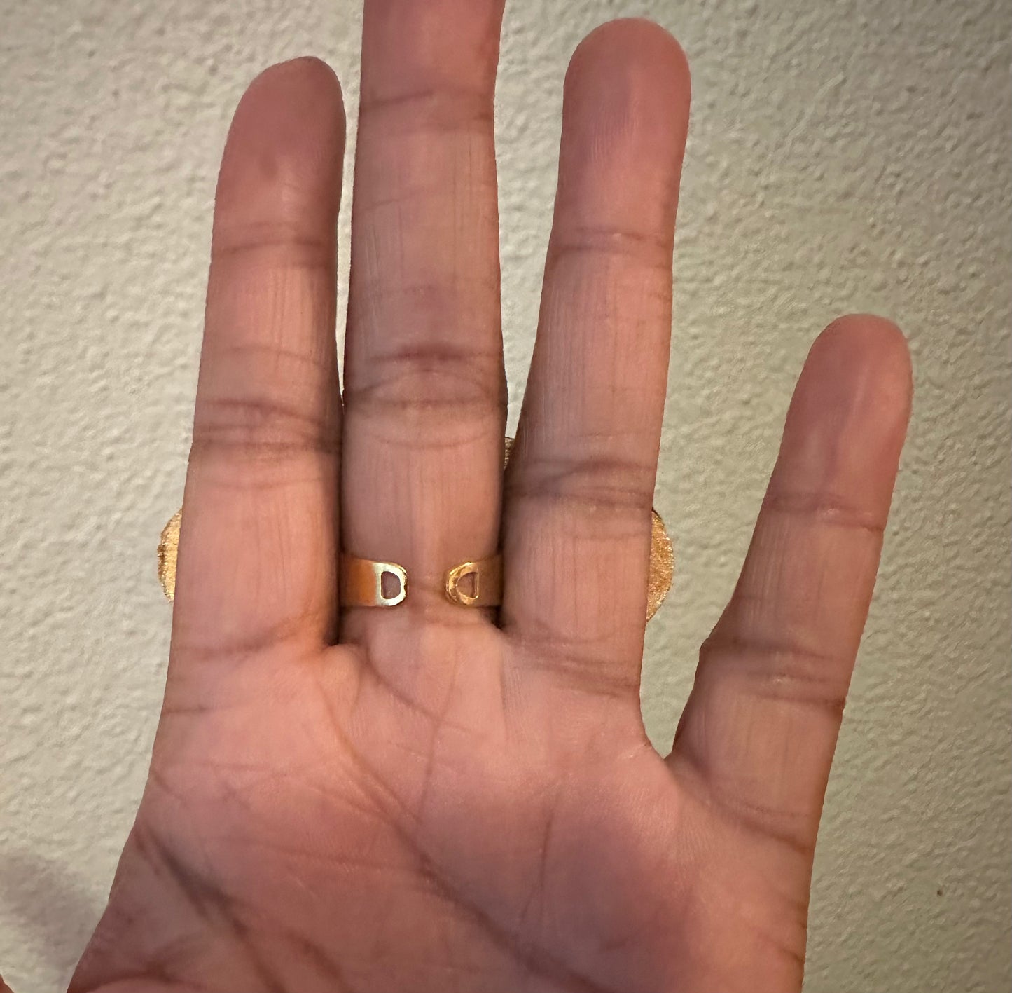 Akoi Oval Ring