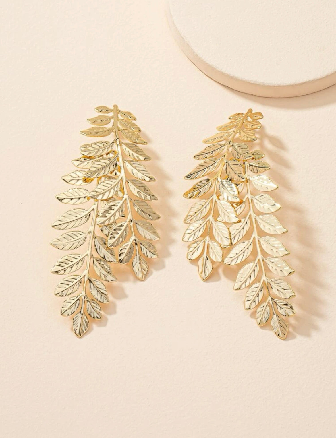 Statement Leaves