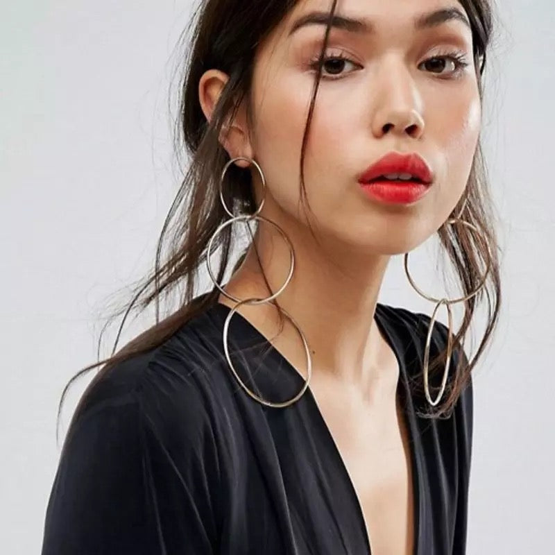 Three-Ring Hoops