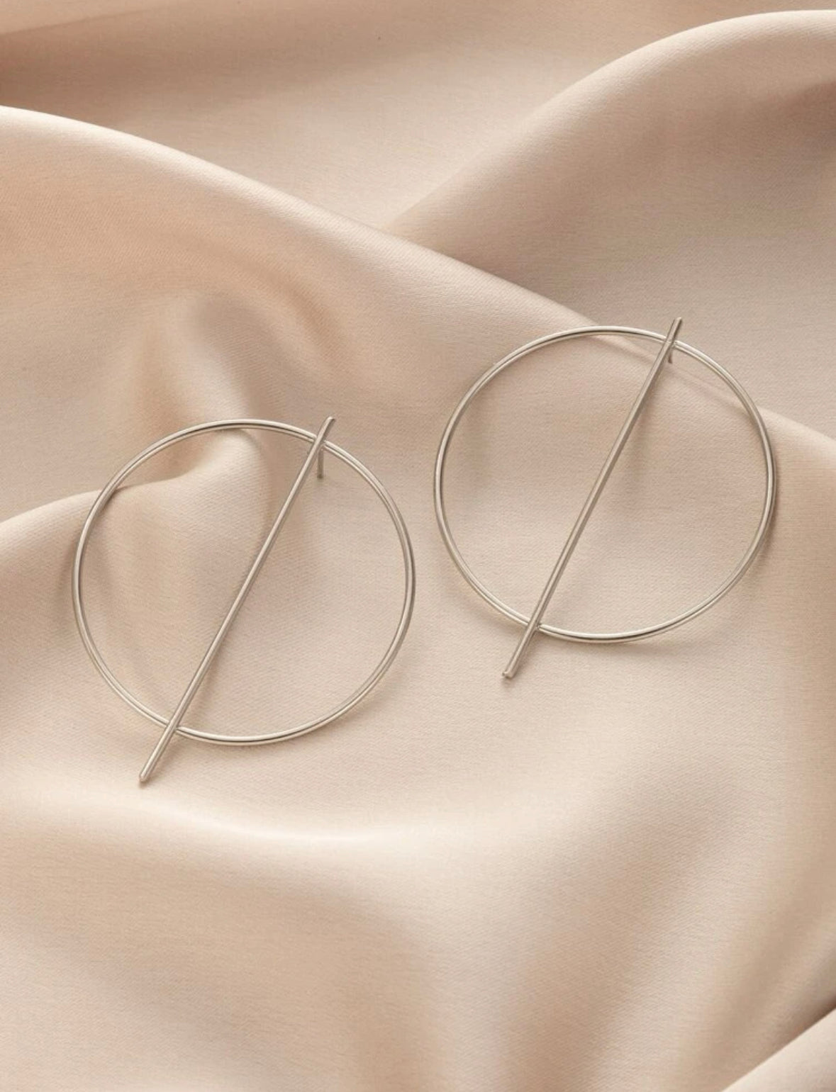 Lana Circles
