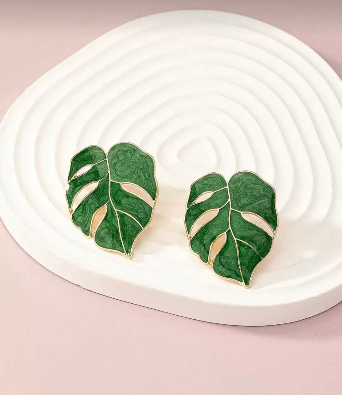 Leaf Studs