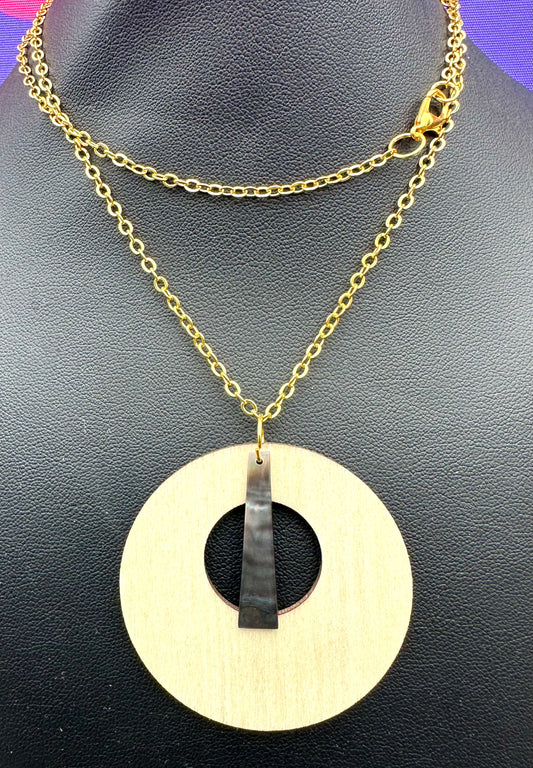 Lily Necklace